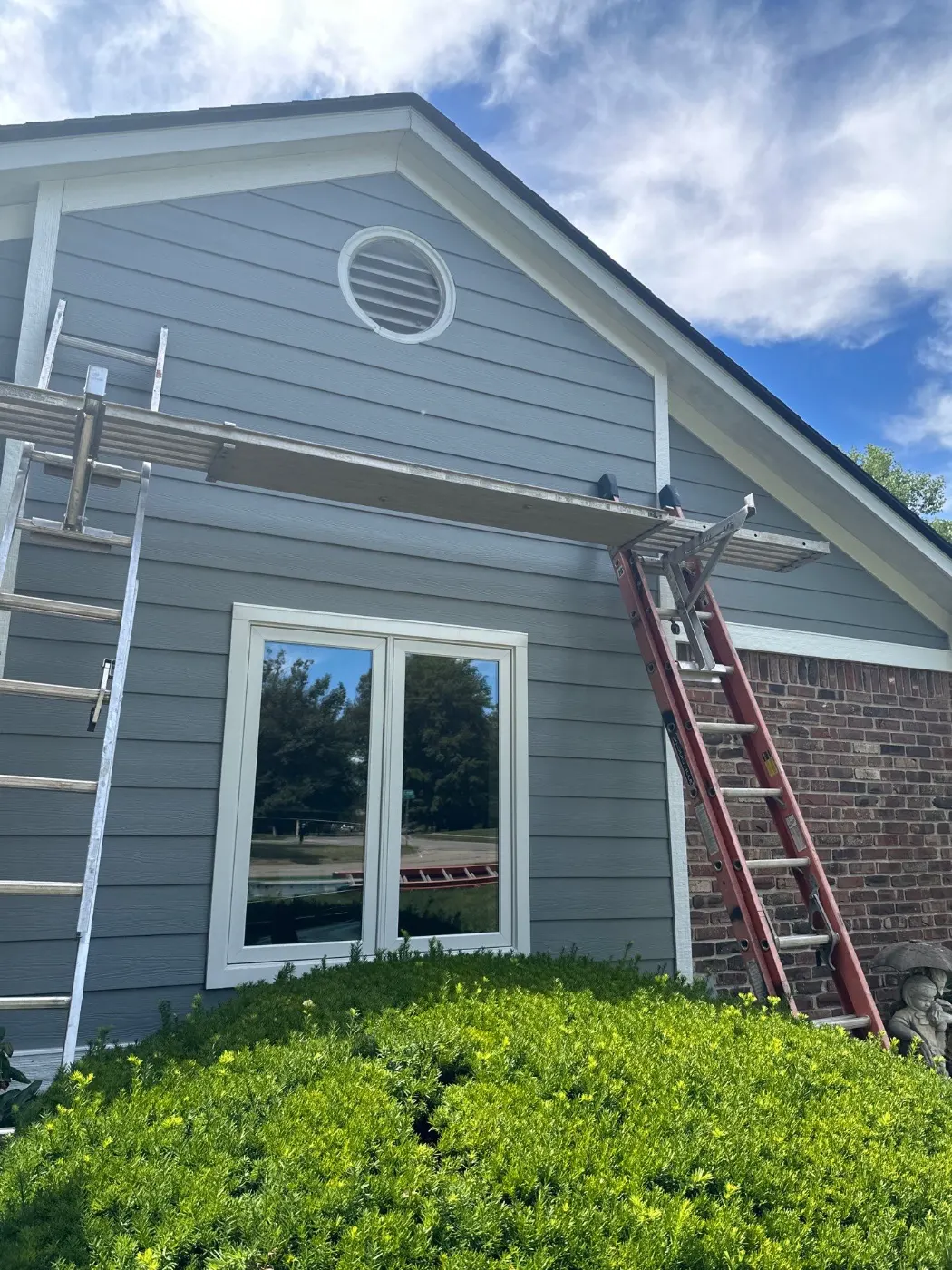Trim and flashing detail on a Featherstone siding job