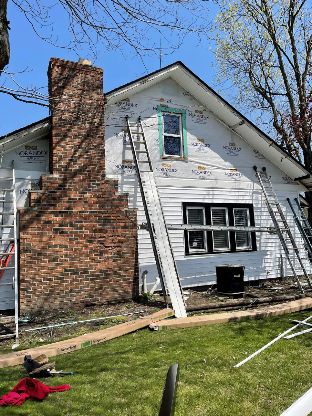 Storm-damaged siding documented in Featherstone